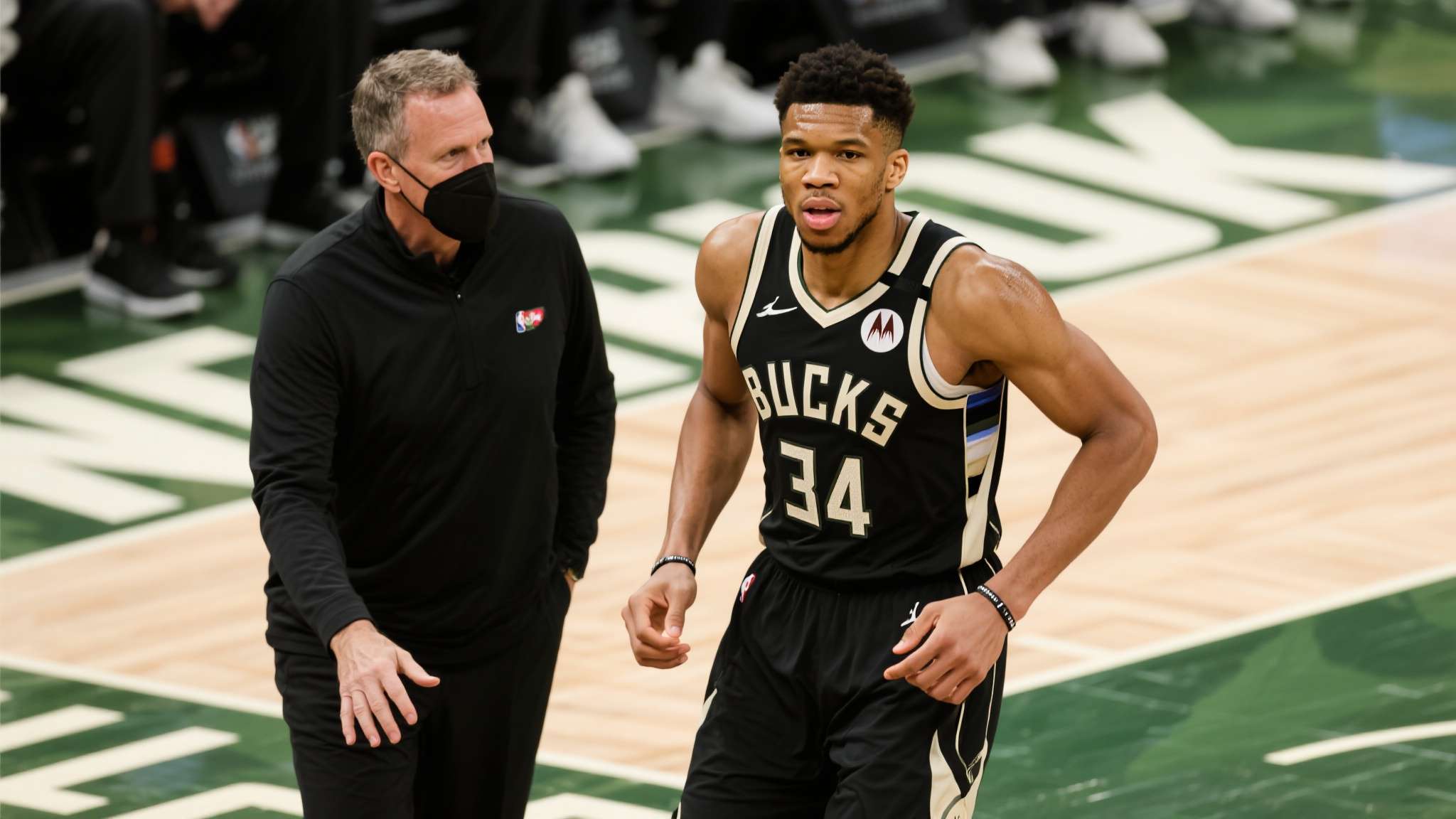 就在今天,詹科杜没做到的NBA神迹,被德罗赞达成,他反超库里 实际上,高效连胜与稳定输出一直是导致球队拉开差距乃至冲击季后赛的重要砥柱。这种诞